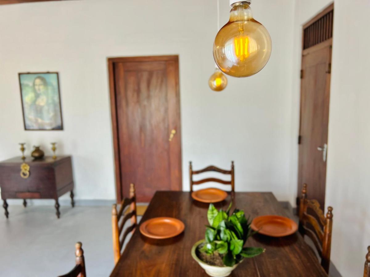 Sea Frame By Walkseylon Bed and Breakfast Hikkaduwa Exterior foto