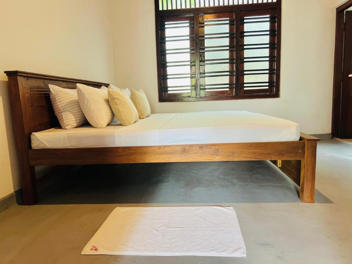 Sea Frame By Walkseylon Bed and Breakfast Hikkaduwa Exterior foto