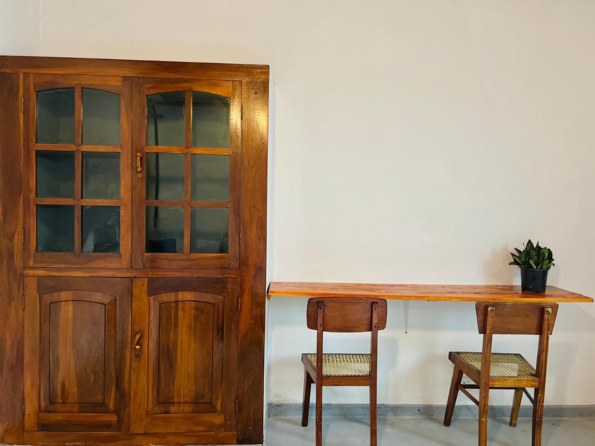 Sea Frame By Walkseylon Bed and Breakfast Hikkaduwa Exterior foto